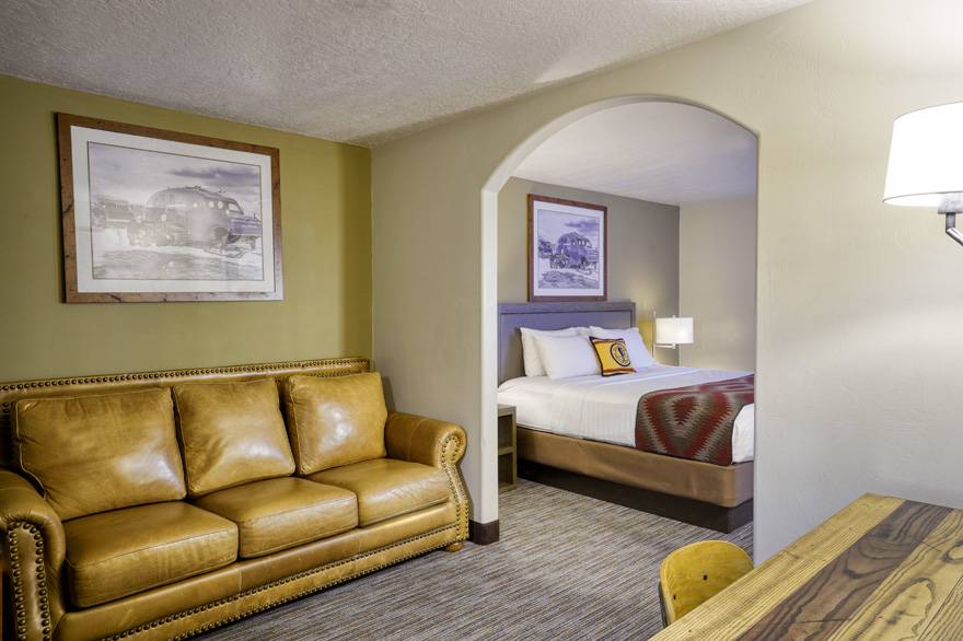 Yellowstone Park Hotel Junior Suite