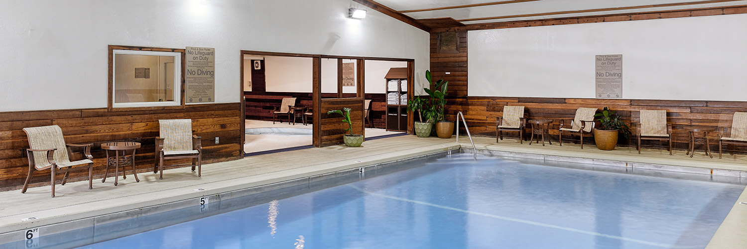 Indoor heated swimming pool at the Best Western by Mammoth Hot Springs