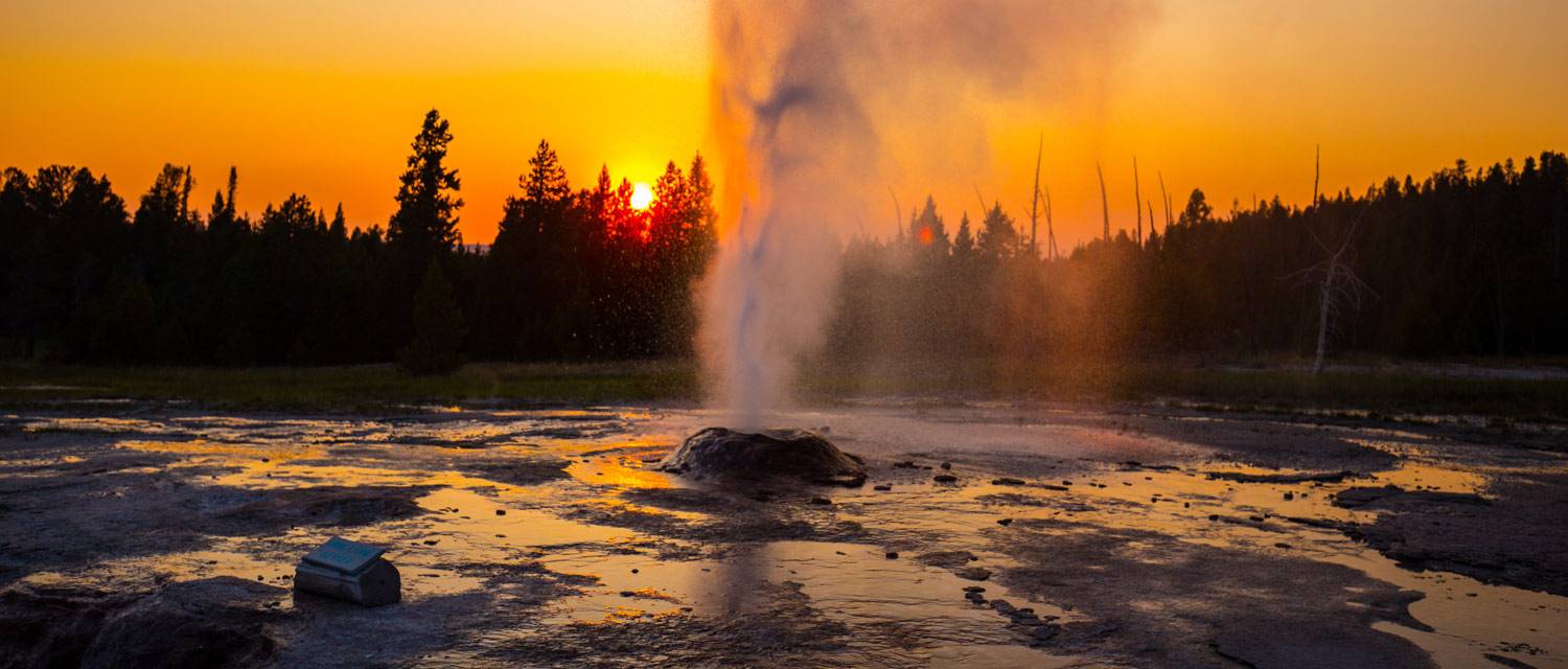 A fall eruption of Fountain Geyser in Yellowstone National Park