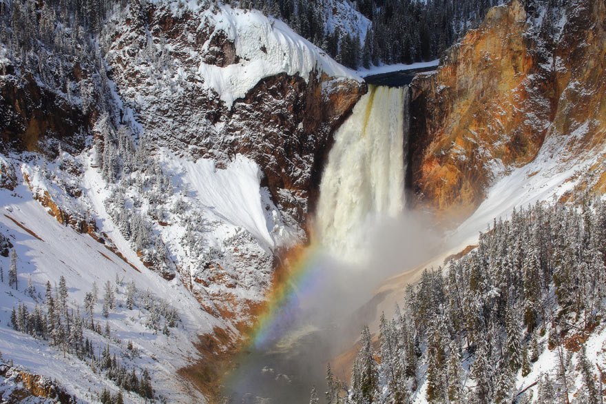 Grand Canyon of the Yellowstone in winter